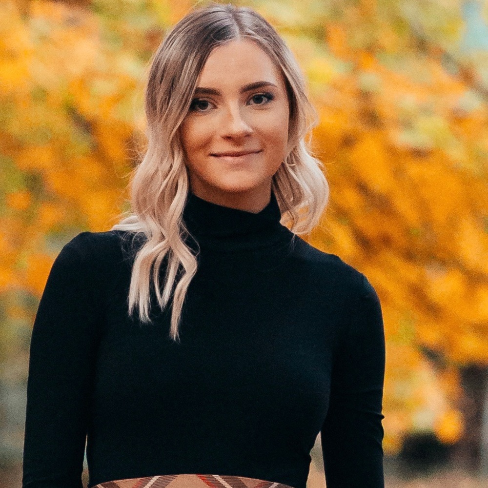Meet your Posher, Yana